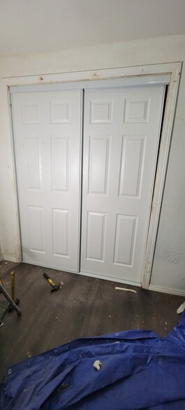 Building Photo - 751 Yosemite Pky