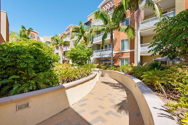 Building Photo - View Condo in Luxury Gated Community
