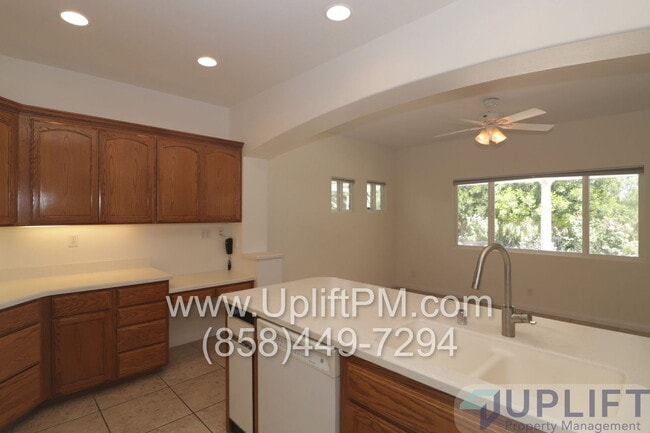 Building Photo - 22845 Vista Ramona Rd