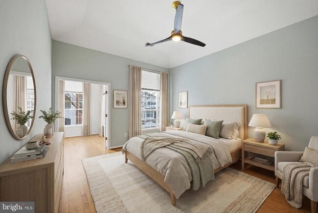 Building Photo - 10793 Symphony Way