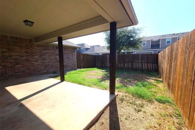 Building Photo - 1110 Avendale Dr