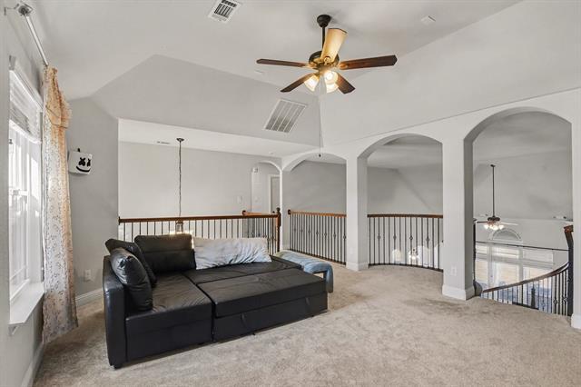 Building Photo - 6116 Cooper Crk St