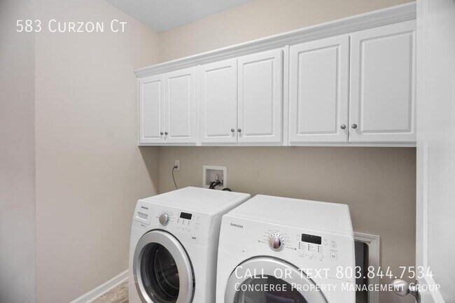 Building Photo - 583 Curzon Court