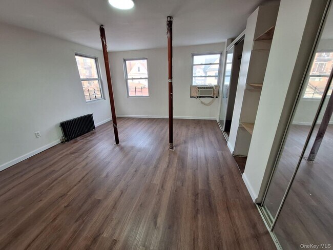 Building Photo - 90-43 170th St