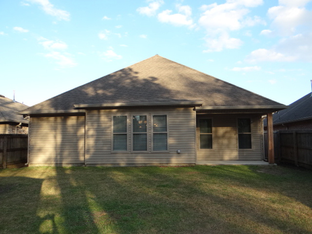 Building Photo - 28451 Longfellow Ln