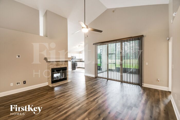 Building Photo - 10534 Otter Creek Dr