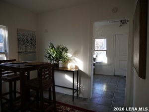 Building Photo - 1820 Ruiz St