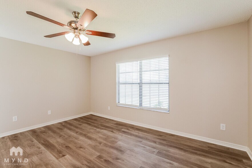 Building Photo - 8712 Grandee Dr