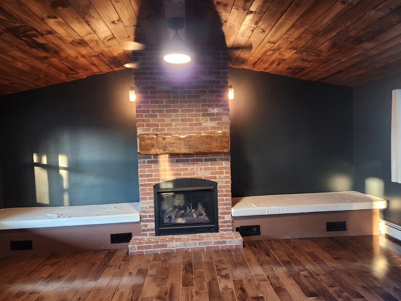 Building Photo - 4306 Upper Rd