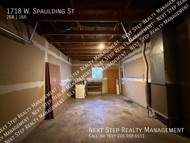 Building Photo - 1718 W Spaulding St