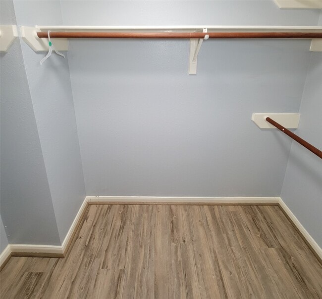 Building Photo - 6410 Coley Park