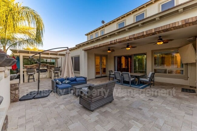 Building Photo - 1636 E Sattoo Way