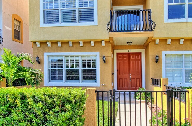 Building Photo - 111 N Albany Ave