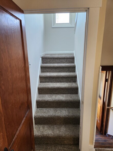 Stairs to attic - 4607 James St