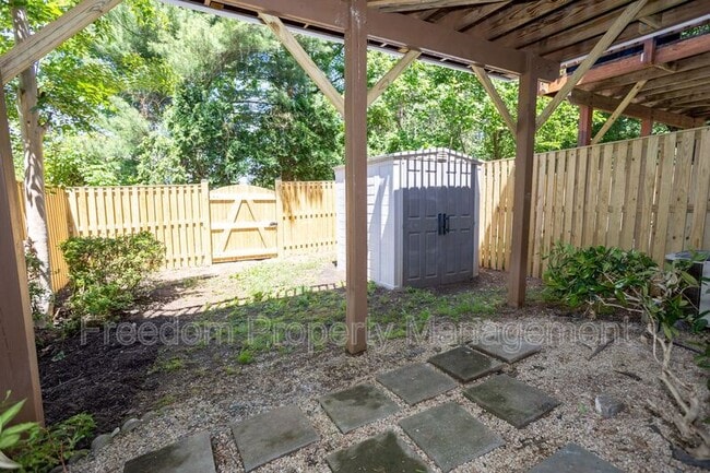 Building Photo - 17286 Wexford Loop