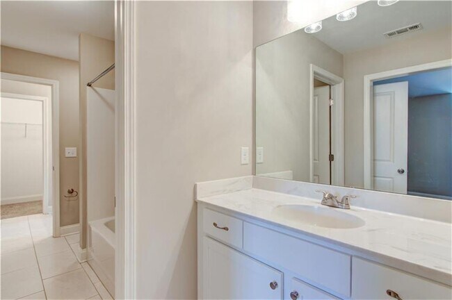 Building Photo - 3770 Shades Valley Ln