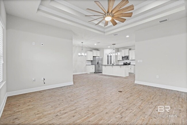 Building Photo - 21549 Yosemite Blvd