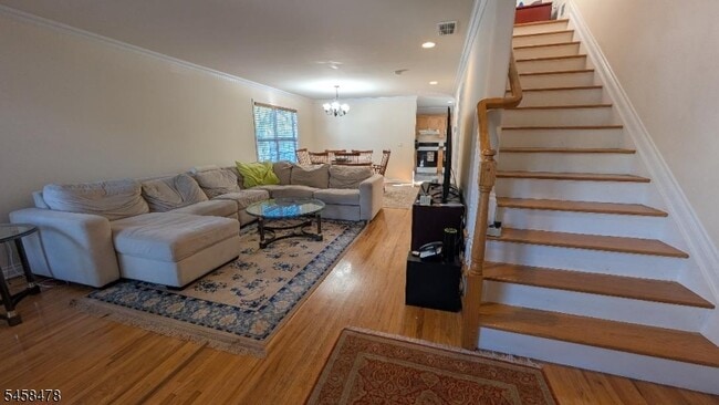 Building Photo - 25 Lathrop Ave