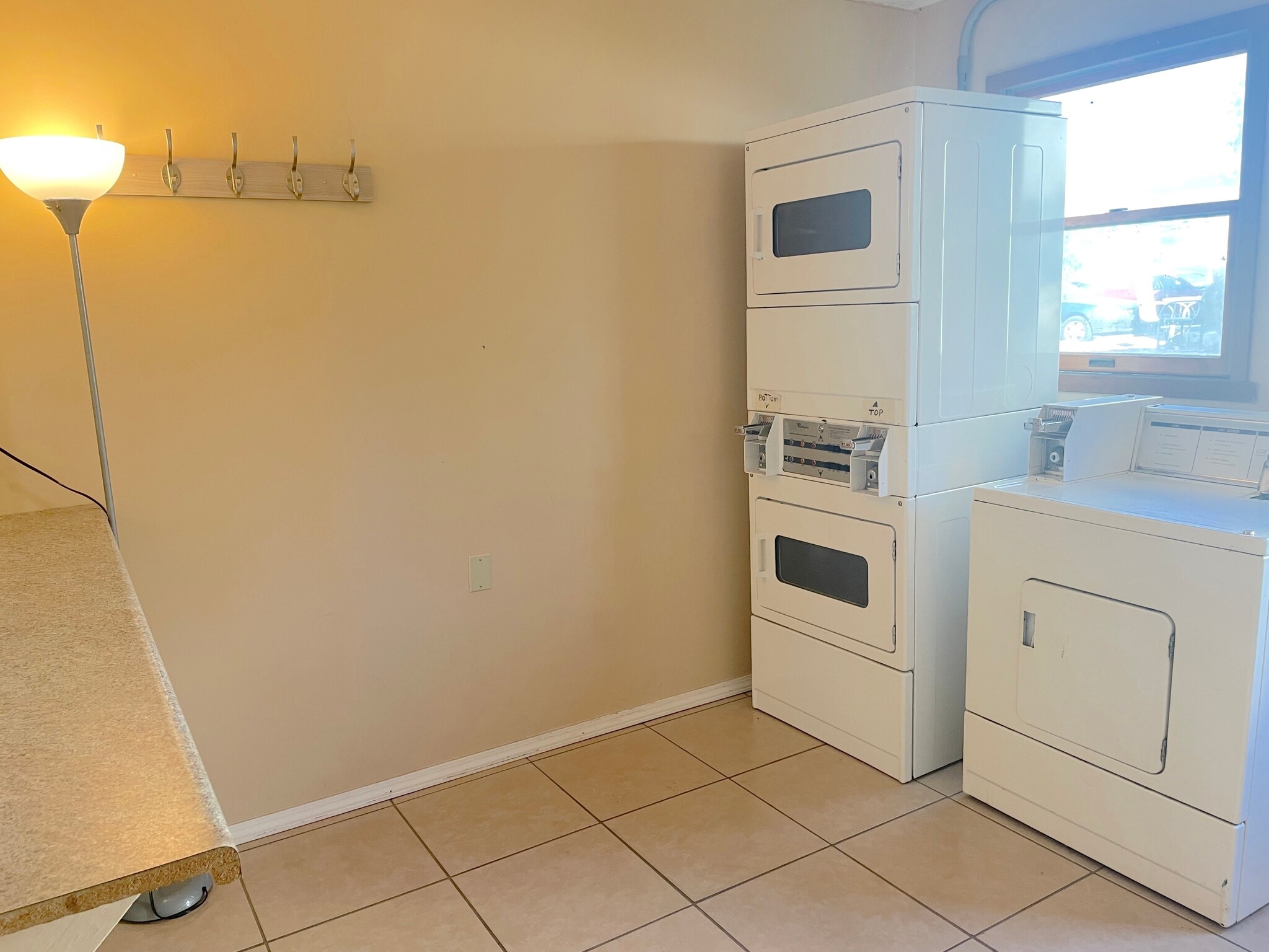 Building Photo - 501 State Hwy 47