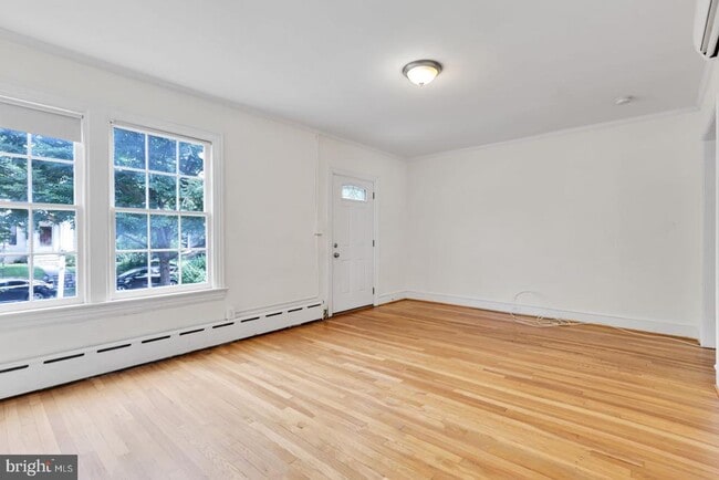 Building Photo - 1710 37th St NW