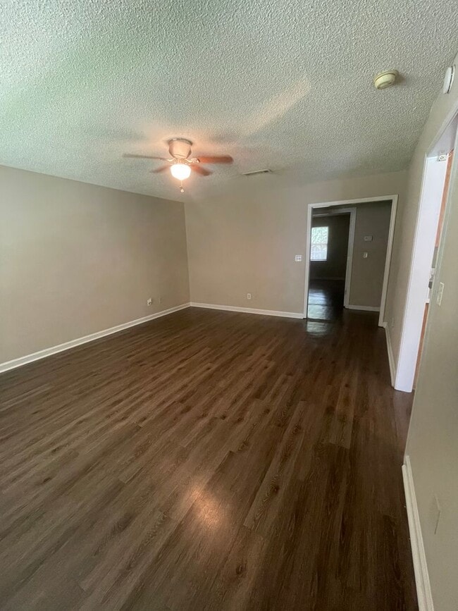 Building Photo - 150&amp;152 Rogers Drive, Rome, GA 30165
