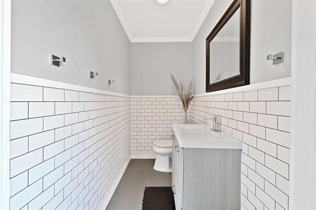 Building Photo - 505 Heyser Dr