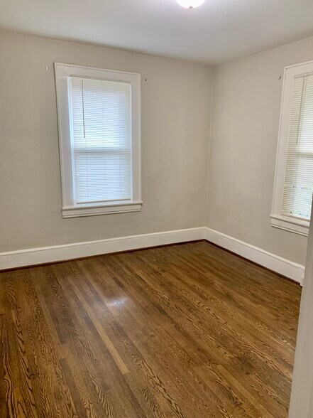 Bedroom 1 - 1332 Buena Vista Blvd SE