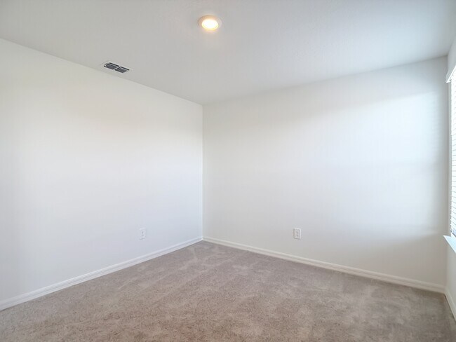 Building Photo - 10171 Boger Rnch Ct