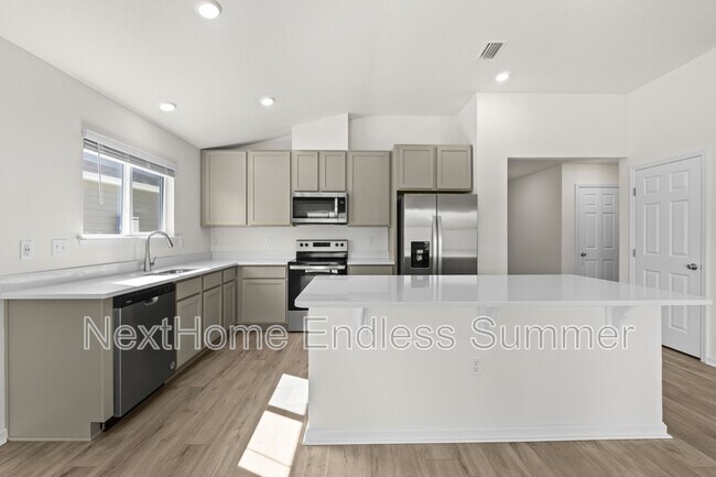 Building Photo - 11117 Buckner Ln