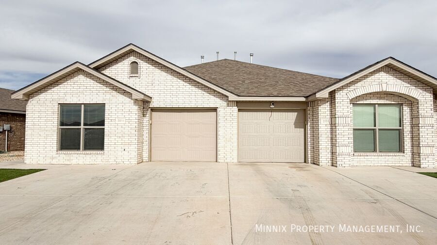 Building Photo - 2133 Kokomo Ave