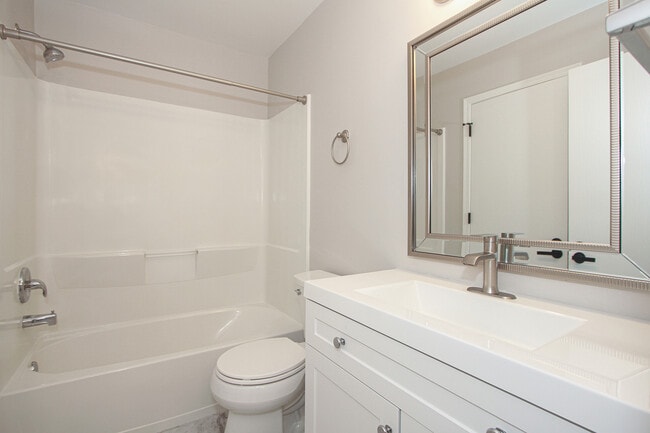 Building Photo - 2352 Dawson Ln