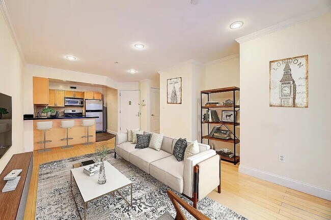 Building Photo - 143 Mulberry St