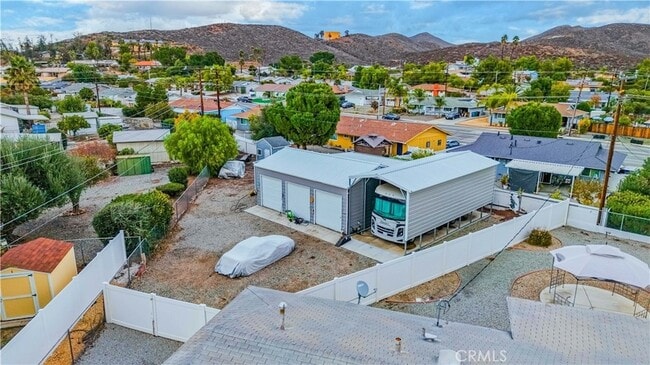 Building Photo - 26960 McCall Ct