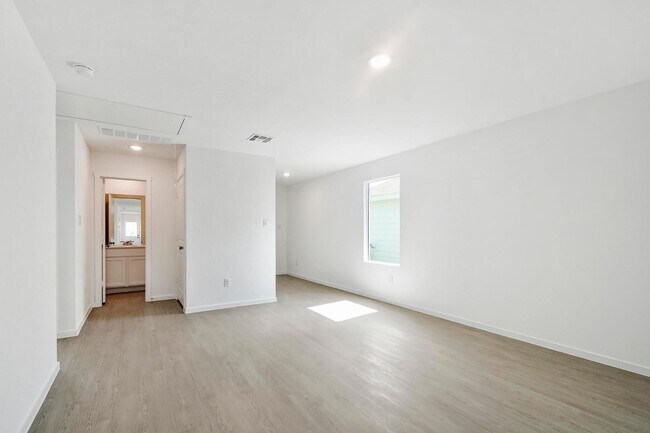 Building Photo - 11542 Field Briar