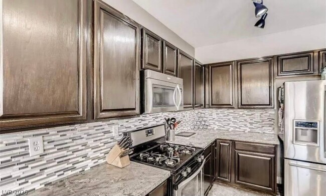 Building Photo - 7036 Azure Beach St