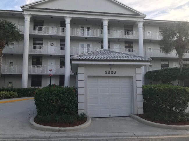 Primary Photo - 3826 Whitehall Dr