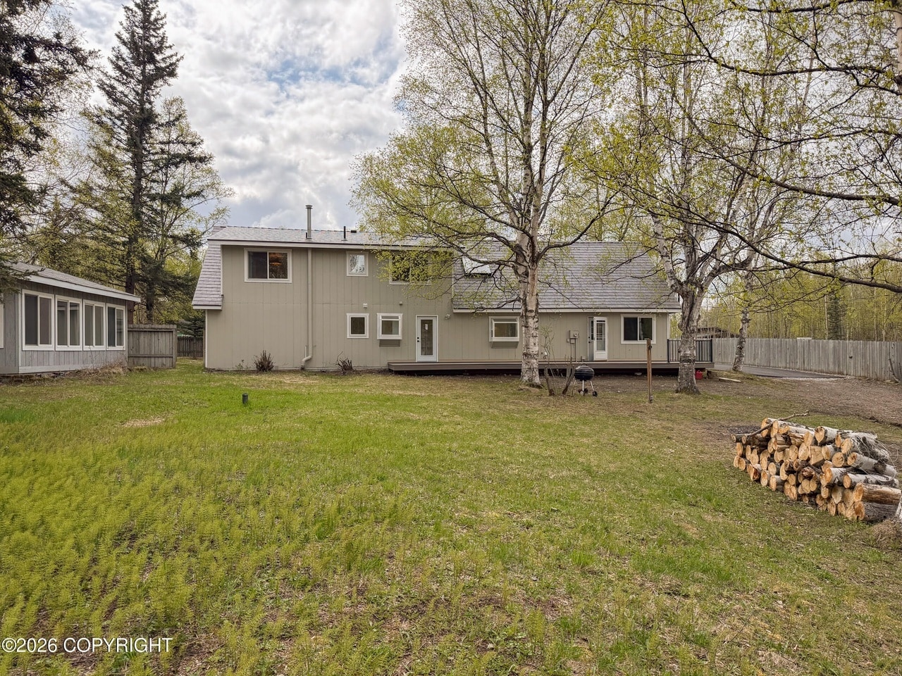 Building Photo - 735 W Winter Ave