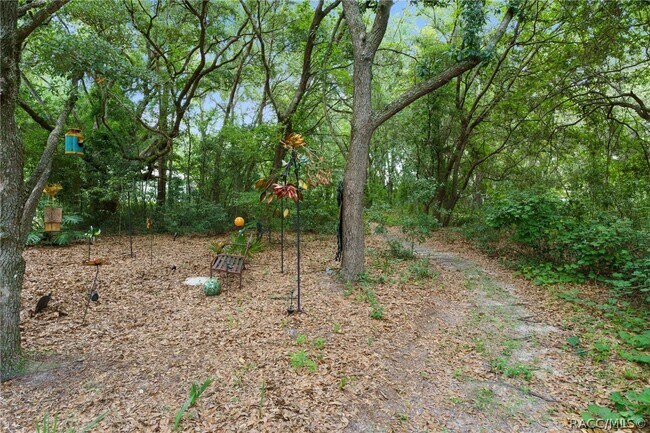 Building Photo - 2321 N Hickory Glen Point