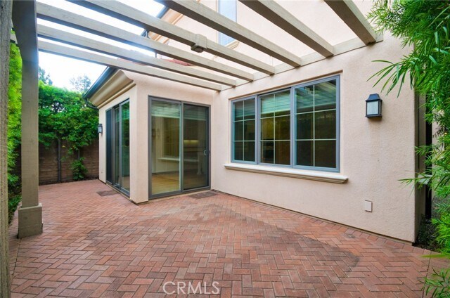 Building Photo - 54 Trotter