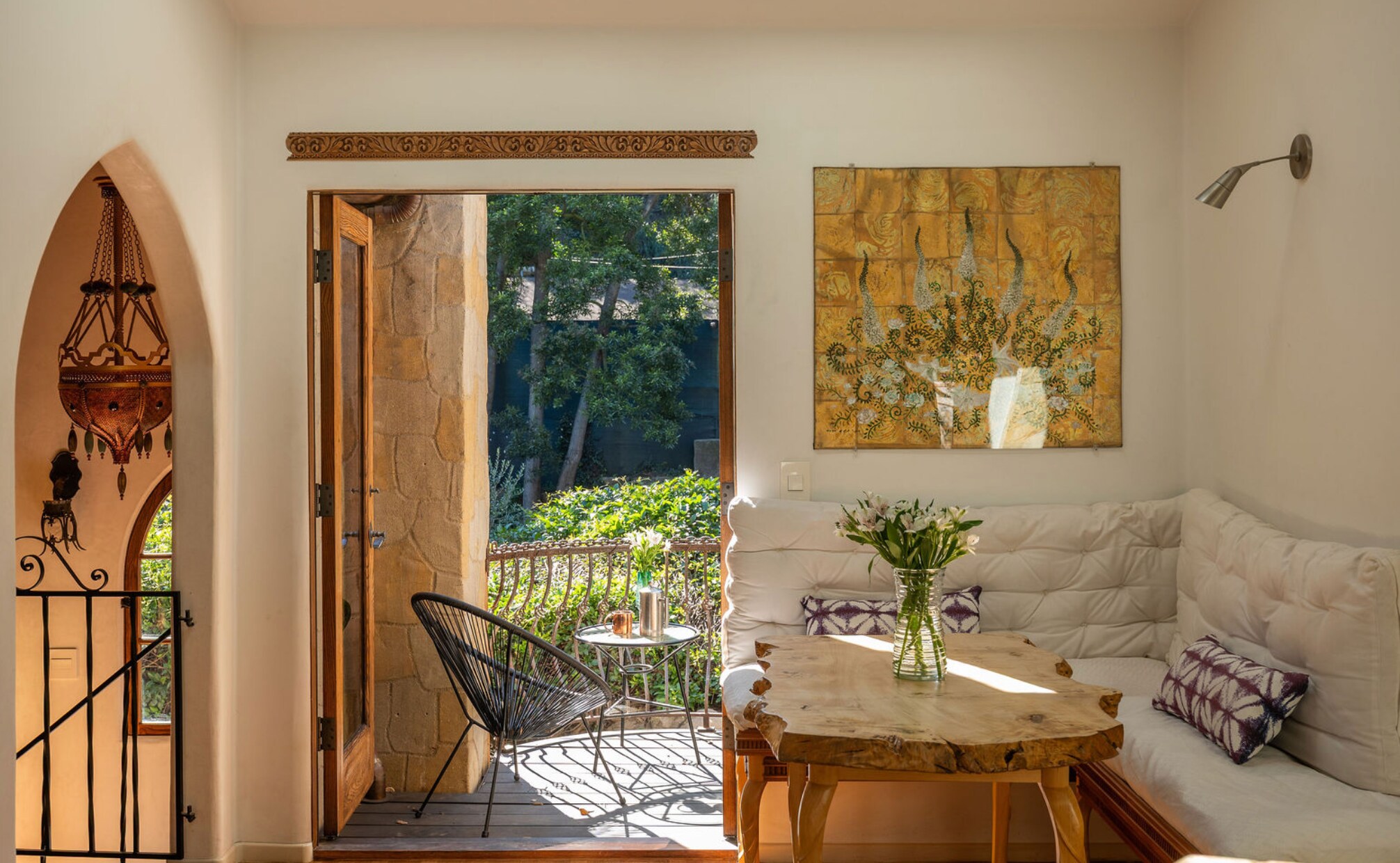 Building Photo - 8978 Wonderland Ave