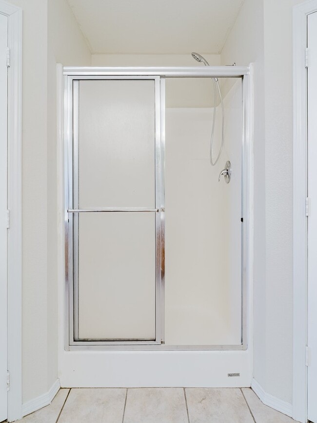 Building Photo - 2110 SE Atherton Cir