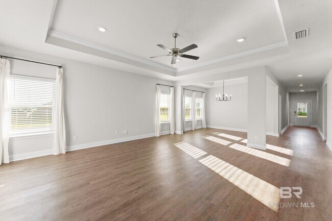 Building Photo - 21121 Yosemite Blvd