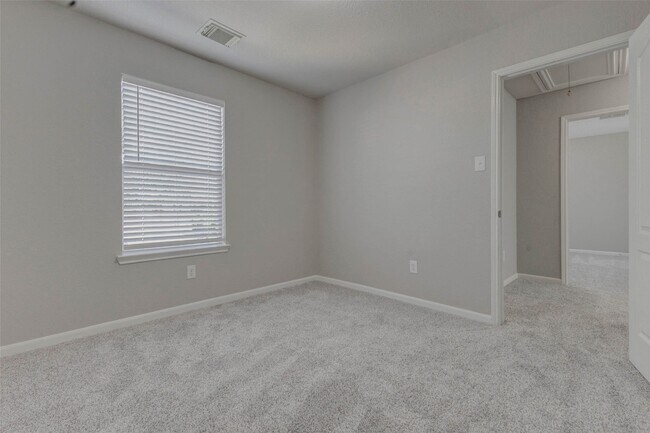 Building Photo - 11251 Wild Goose Dr