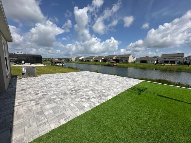 Building Photo - "Spacious Elegance in St. Cloud: 5-Bedroom...