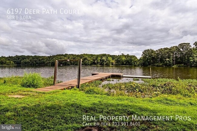 Building Photo - 6197 Deer Path Ct