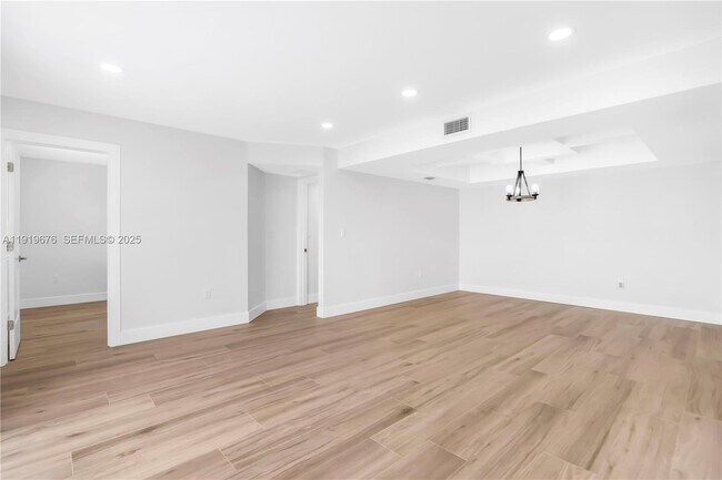 Building Photo - 6499 SW 39th St