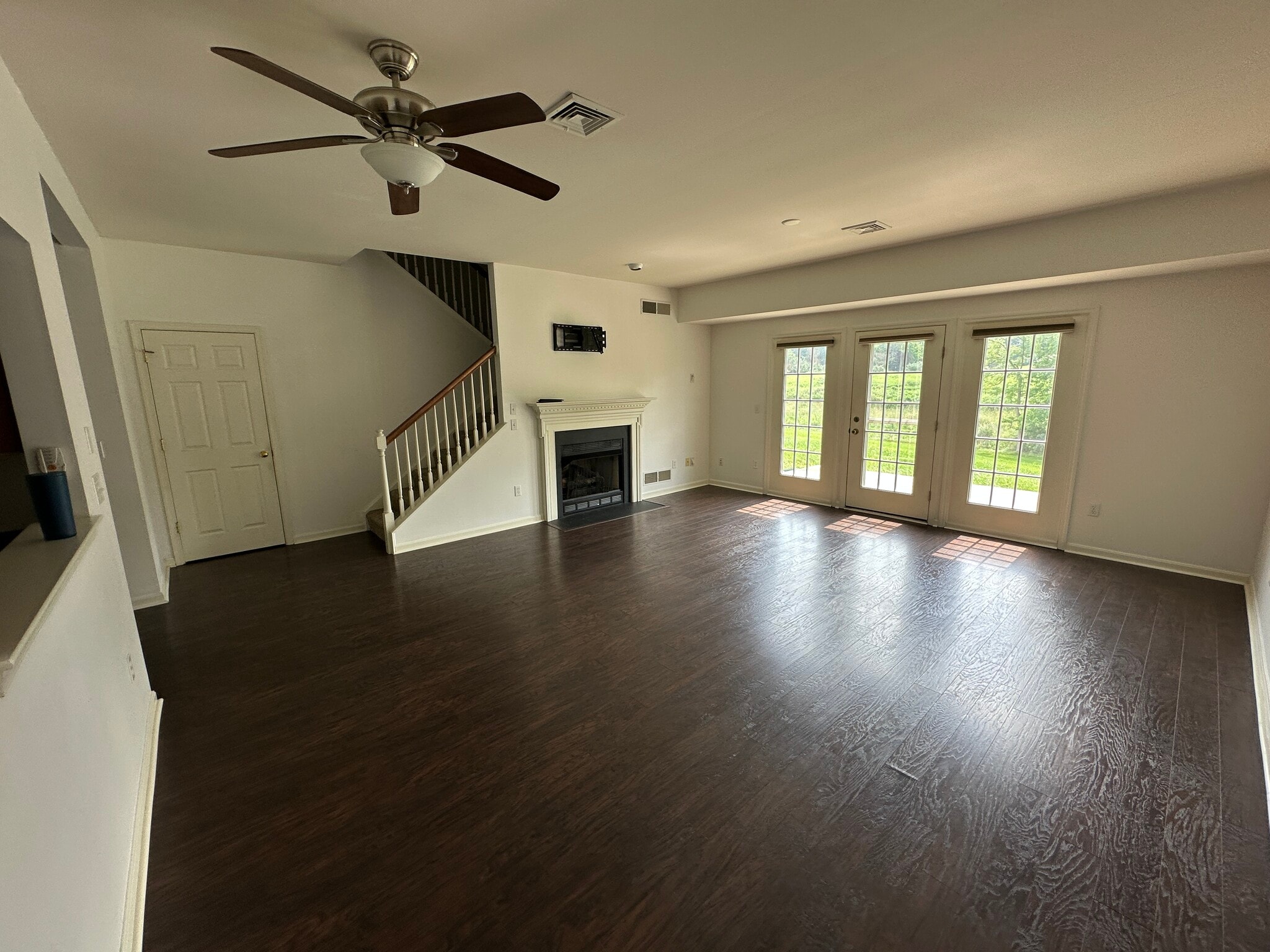 Building Photo - 2056 Deer Run Dr