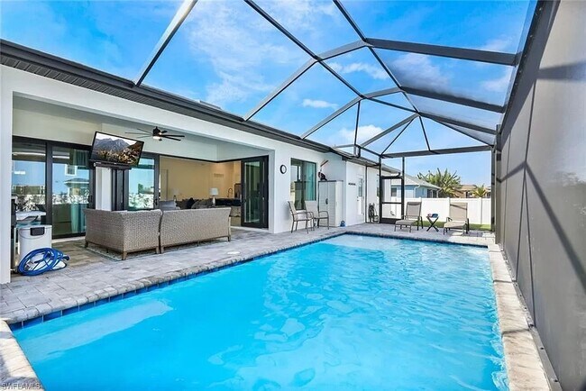 Building Photo - 2825 SW 3rd St