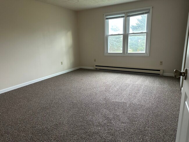 Building Photo - 1823 Partridge Ct