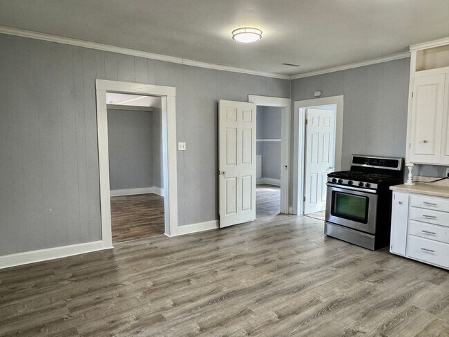 Building Photo - Charming 3 Bedroom Home For Rent in Slaton!